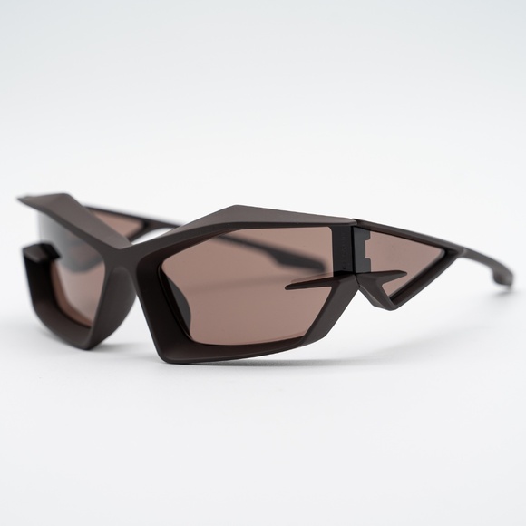 Givenchy Eyewear Giv Cut Shield Sunglasses GV40049U 49E Brown Unisex - Picture 2 of 10
